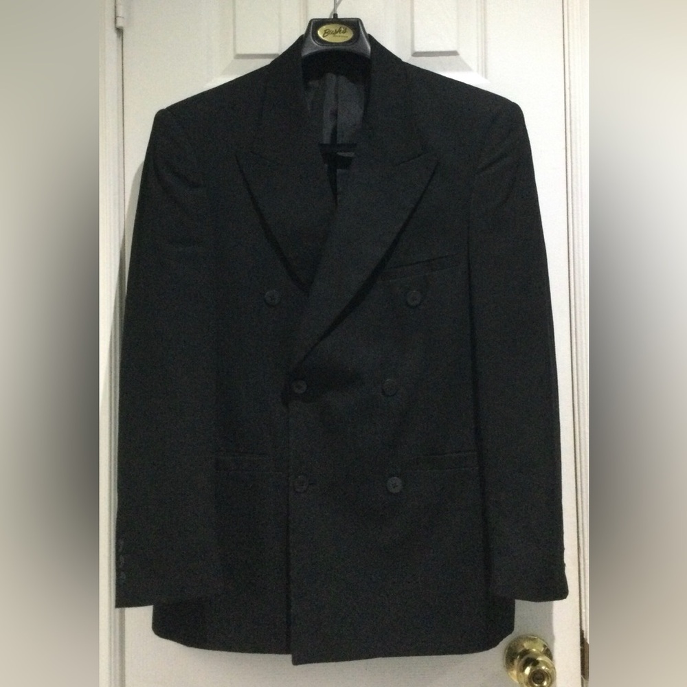 Men’s Black Double-Breasted Formal Blazer